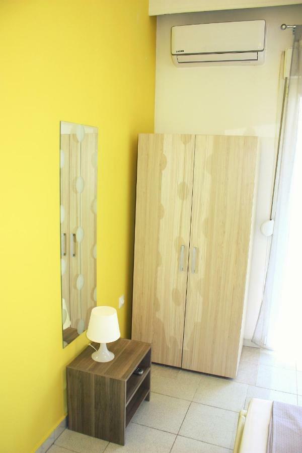 Nei Epivates Rental Rooms 50M From The Beach Néoi Epivátai Exterior foto